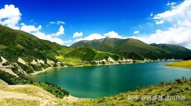 青海阳光下的欢声笑语